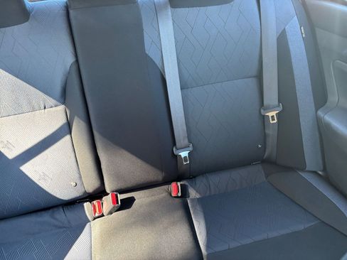 Used 2025 Nissan Versa SV image 37