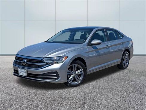 Used 2023 Volkswagen Jetta SE w/ Panoramic Sunroof Package FWD image 1