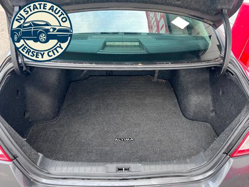 Used 2013 Nissan Altima 2.5 SL w/ 2.5 Moonroof Pkg FWD image 7