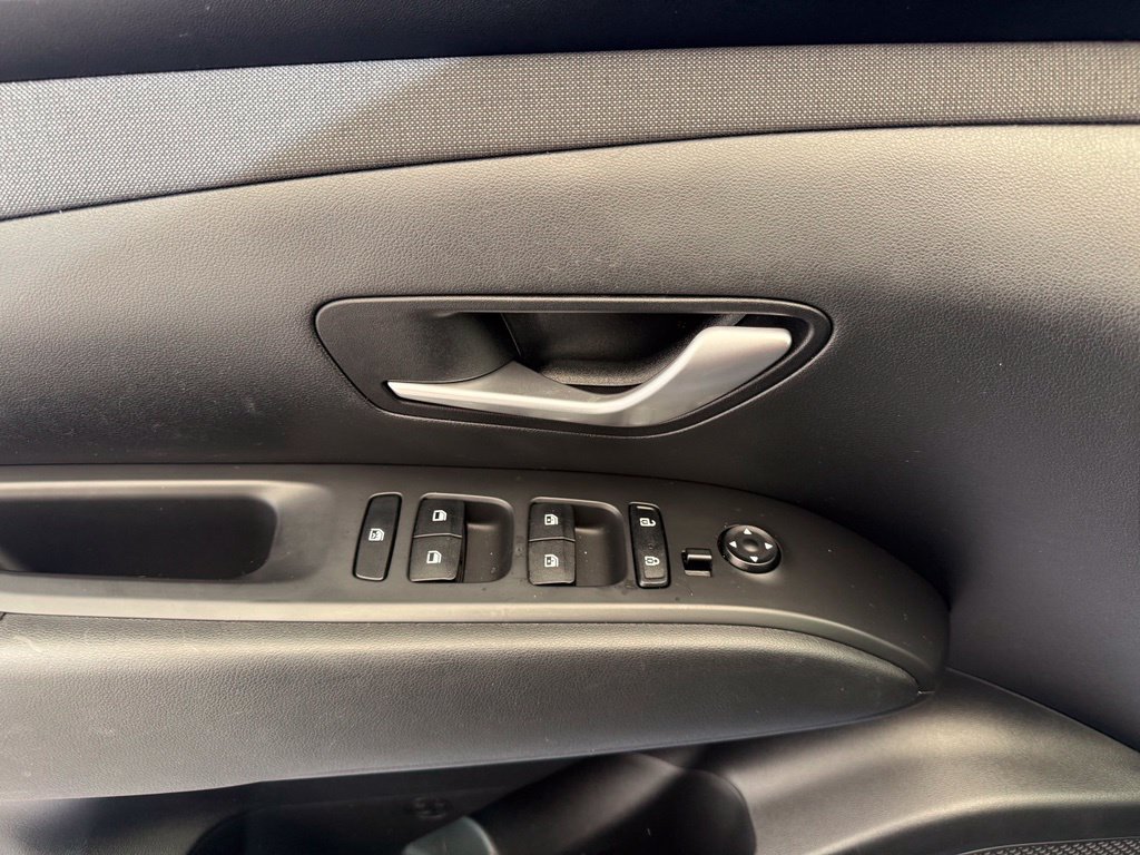 Used 2023 Hyundai Tucson SEL w/ Convenience Package FWD image 12