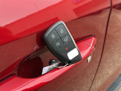 Used 2024 GMC Sierra 1500 Elevation image 41