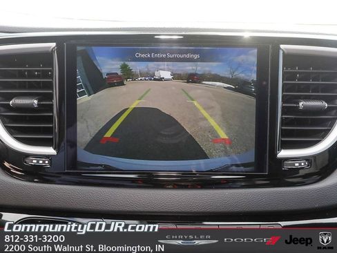 New 2026 Chrysler Voyager LX FWD image 15