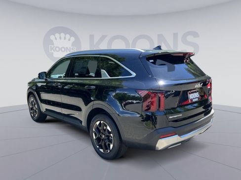 New 2026 Kia Sorento S FWD image 4