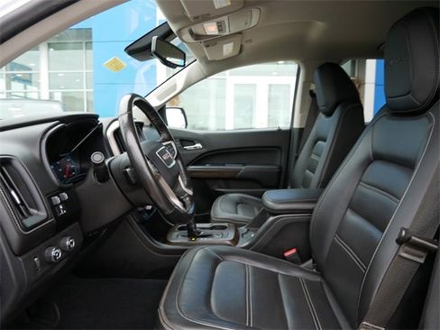 Used 2019 GMC Canyon Denali image 7
