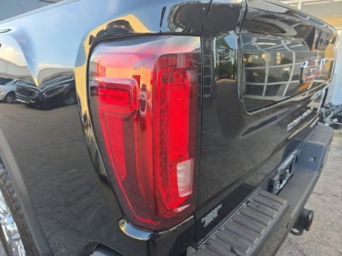 Used 2023 GMC Sierra 2500 Denali w/ Denali Ultimate Package image 36