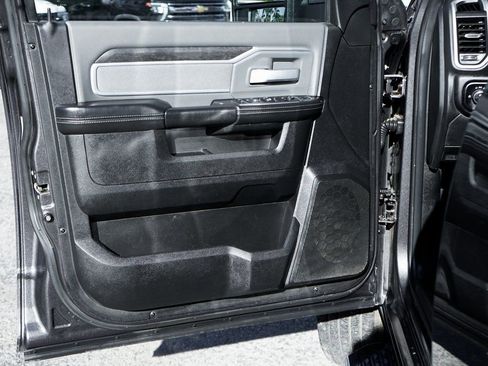 Used 2023 RAM 2500 Big Horn w/ Level 1 Equipment Group image 15