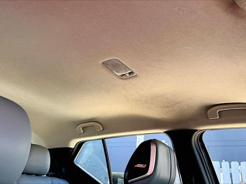 Used 2021 Nissan Kicks SR w/ SR Premium Package image 14