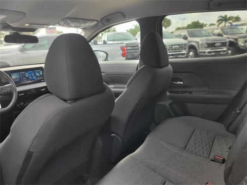 Used 2026 Nissan Kicks SV image 10