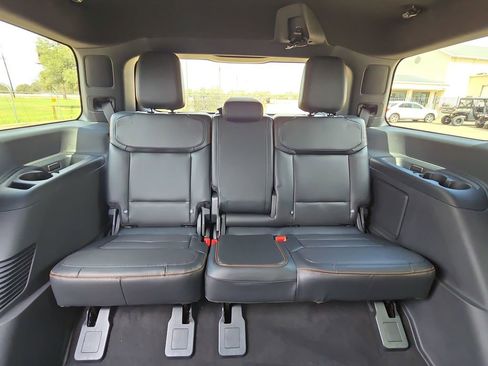 New 2026 Ford Expedition Tremor image 12