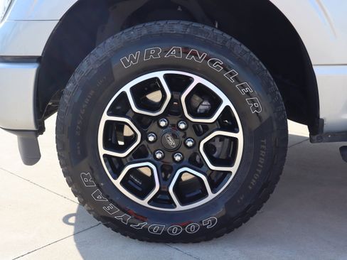 Used 2021 Ford F150 XLT w/ Equipment Group 302A High AWD/4WD image 26