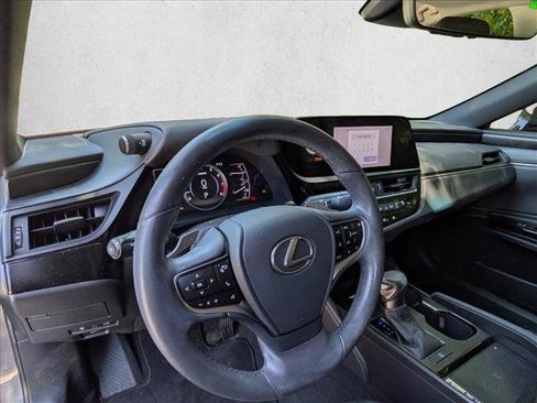 Used 2023 Lexus ES 350 w/ Premium Package FWD image 10