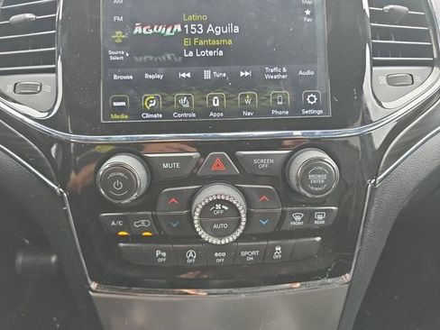 Used 2022 Jeep Grand Cherokee Limited w/ Tech Group image 4