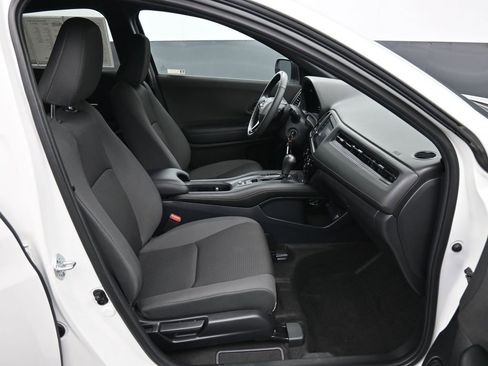 Certified 2022 Honda HR-V Sport image 24