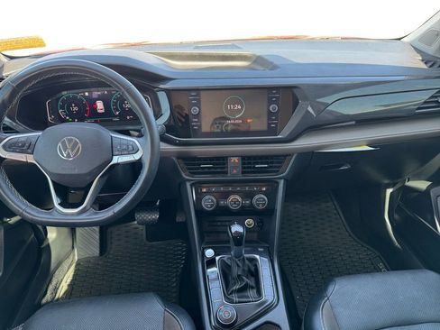 Used 2022 Volkswagen Taos SEL AWD/4WD image 10