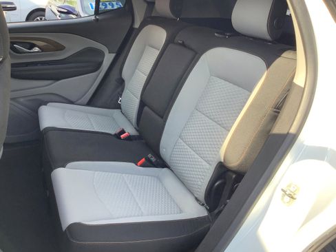 Used 2018 GMC Terrain SLE FWD image 12