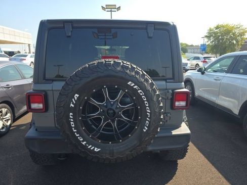 Used 2021 Jeep Wrangler Unlimited Sport AWD/4WD image 3
