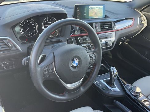 Used 2018 BMW 230i Convertible image 17