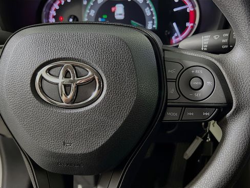 Used 2023 Toyota RAV4 LE image 20