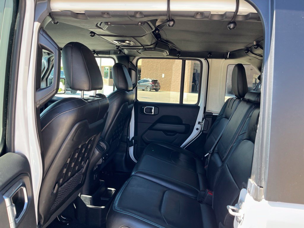 Used 2023 Jeep Wrangler Unlimited Rubicon 4xe AWD/4WD image 16