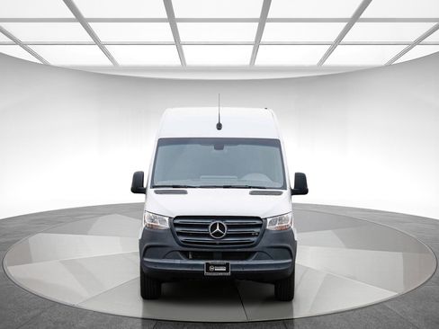 Used 2023 Mercedes-Benz Sprinter 144 Cargo image 6