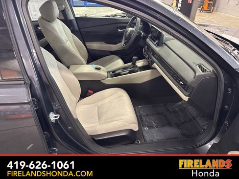 Used 2024 Honda Accord EX image 29