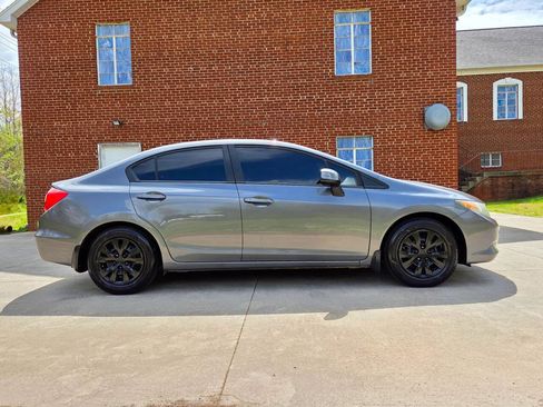 Used 2012 Honda Civic LX image 4