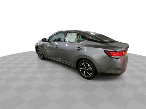 Used 2024 Nissan Sentra SV image 8