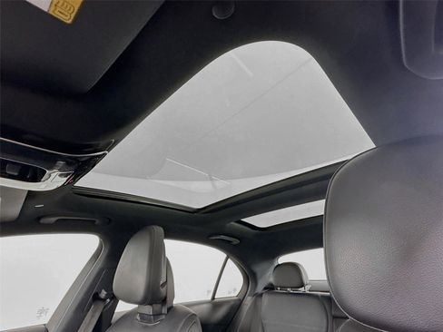 Used 2022 Mercedes-Benz C 300 Sedan image 23