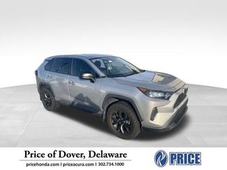 Used 2022 Toyota RAV4 LE FWD video 1