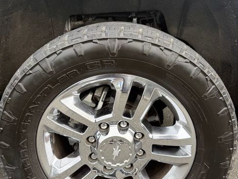 Used 2019 Chevrolet Silverado 2500 High Country w/ Duramax Plus Package AWD/4WD image 22