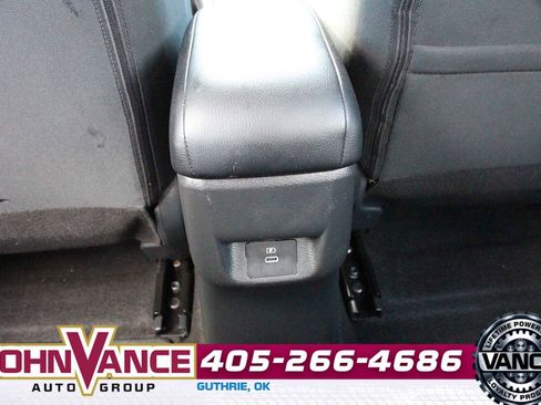 Used 2024 Nissan Versa SV FWD image 22