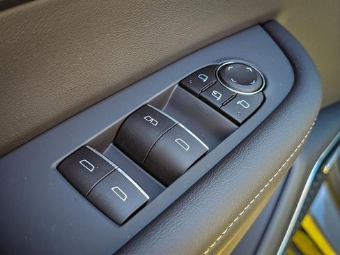 New 2026 Buick Enclave Sport Touring w/ Power Package image 12