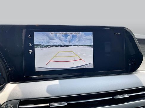 Used 2025 Hyundai Palisade SE FWD image 26