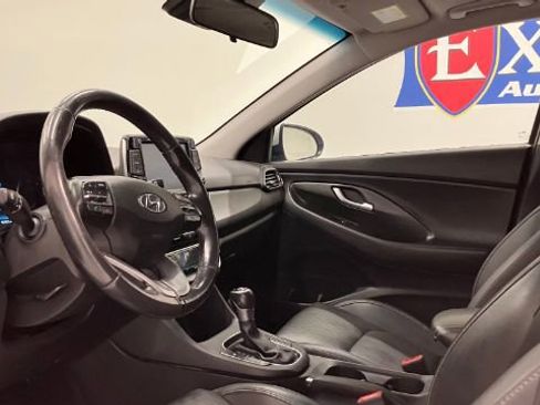 Used 2019 Hyundai Elantra GT w/ Style Package 02 FWD image 27