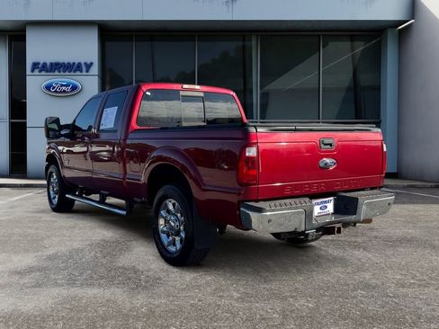 Used 2016 Ford F250 Lariat w/ Lariat Ultimate Package image 4