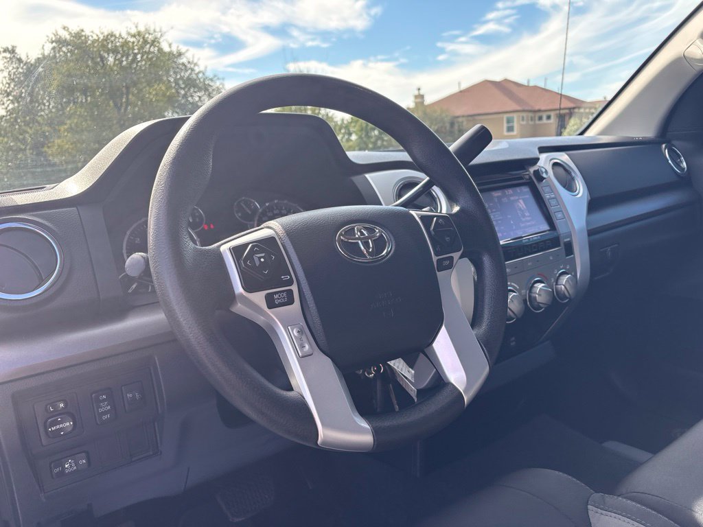 Used 2014 Toyota Tundra SR5 RWD image 12