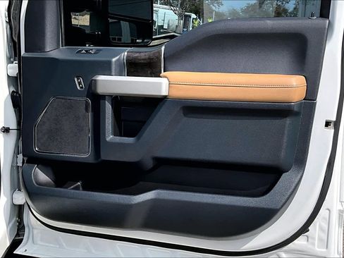 Used 2022 Ford F250 Lariat w/ Tremor Off-Road Package image 24