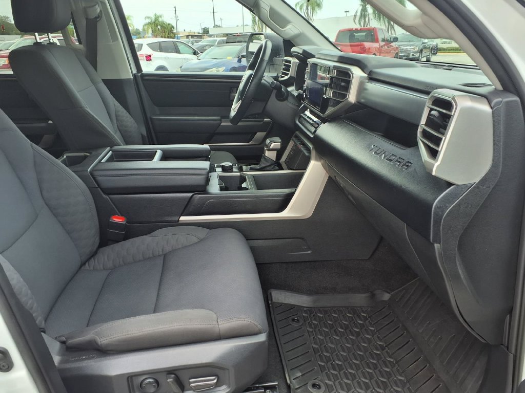 Used 2022 Toyota Tundra SR5 AWD/4WD image 12
