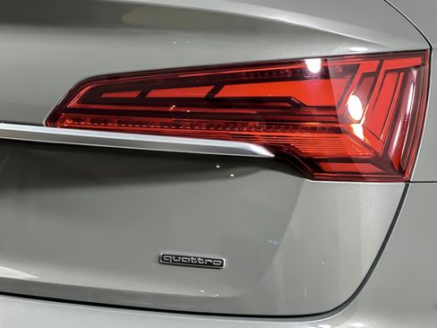 Used 2023 Audi Q5 2.0T Premium Plus w/ Premium Plus Package image 25