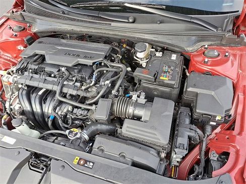 Certified 2024 Hyundai Elantra SEL w/ Convenience Package image 28