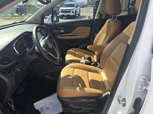 Used 2018 Buick Encore Essence w/ Experience Buick Package image 11