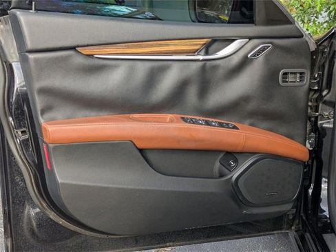 Used 2016 Maserati Ghibli S image 9