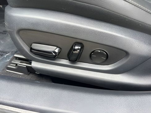 Used 2024 Lexus ES 350 F Sport w/ Accessory Package (Z2) image 10