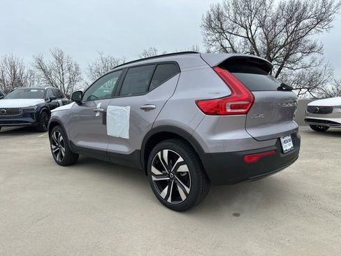 New 2026 Volvo XC40 B5 Plus w/ Climate Package image 5