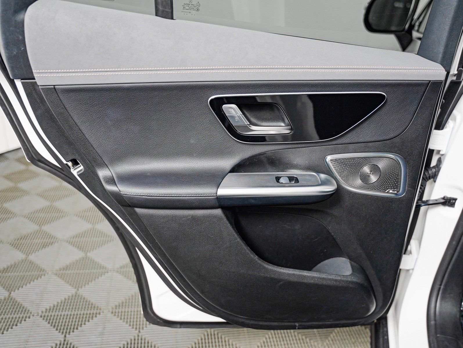 Certified 2023 Mercedes-Benz EQE 350+ 4MATIC SUV image 23