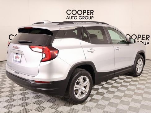 Used 2022 GMC Terrain SLE w/ Driver Convenience Package image 20