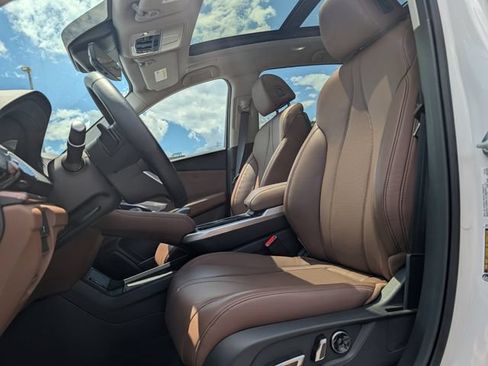 Certified 2025 Acura RDX SH-AWD w/ Technology Package image 15