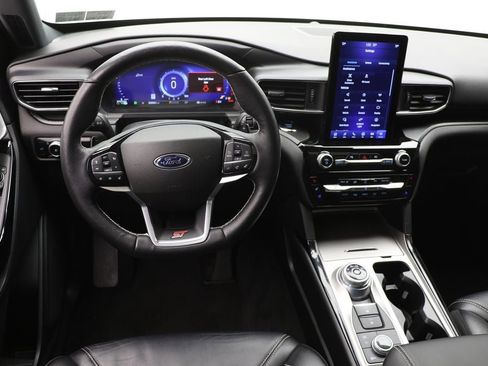 Used 2022 Ford Explorer ST w/ Equipment Group 401A image 16