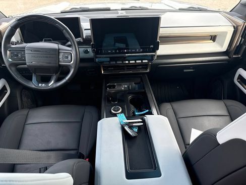 Used 2024 GMC Hummer EV 2X w/ Extreme Off-Road Package AWD/4WD image 10