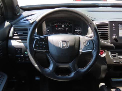 Used 2023 Honda Passport TrailSport image 18